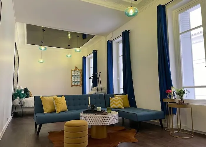 Cosy Loft Charme/Porte Maillot